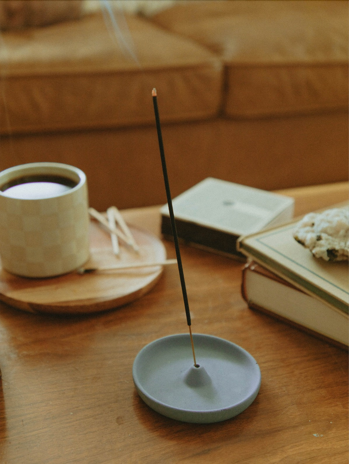 SIMPLE INCENSE HOLDER